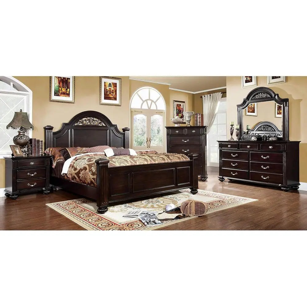 Solid Wood Traditional Six Piece Bedroom Set with Chest and Dresser